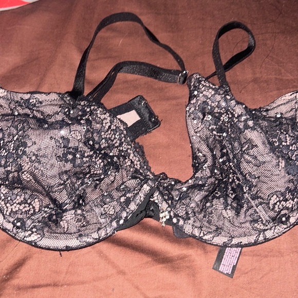 Sexy line by Victoria’s Secret bra size 36D with crystals beautiful, bling lace - Picture 13 of 17